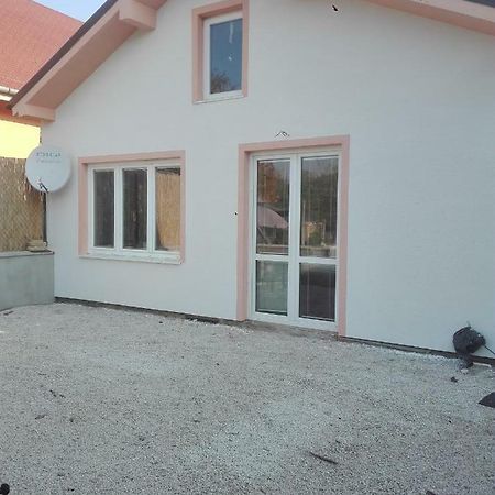 Halex 4 Vila Bojna Exterior foto