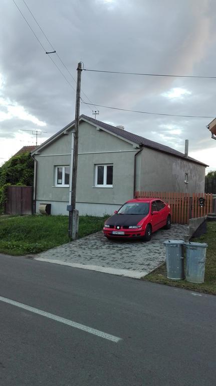 Halex 4 Vila Bojna Exterior foto