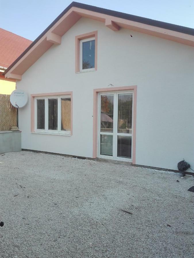 Halex 4 Vila Bojna Exterior foto